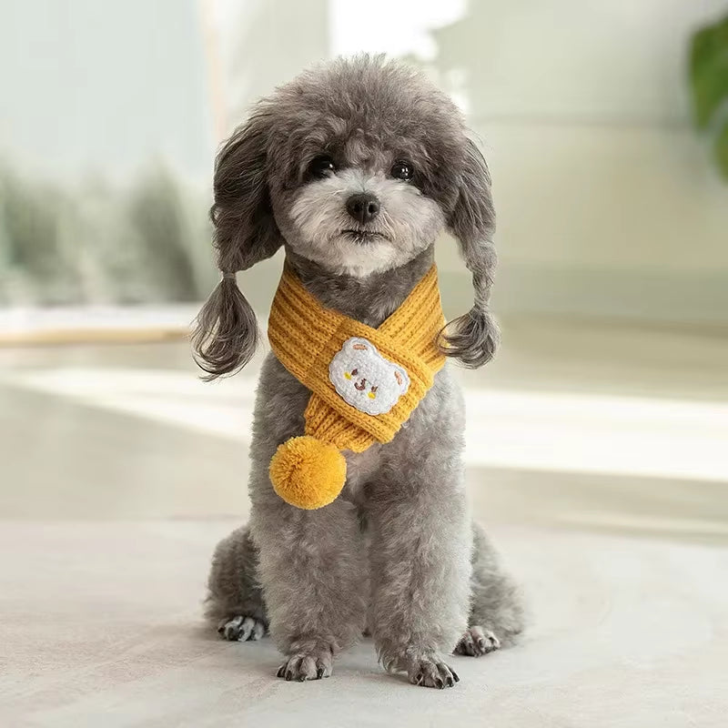 SnugTail Knit Scarf ā Festive Warmth & Style for Cats and Dogs