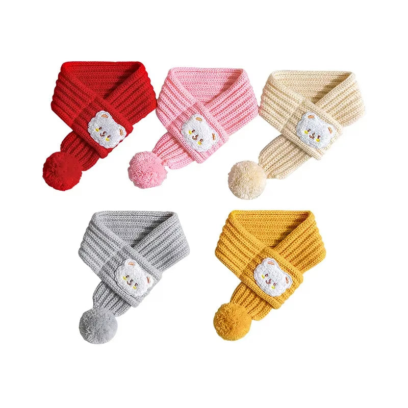 SnugTail Knit Scarf ā Festive Warmth & Style for Cats and Dogs