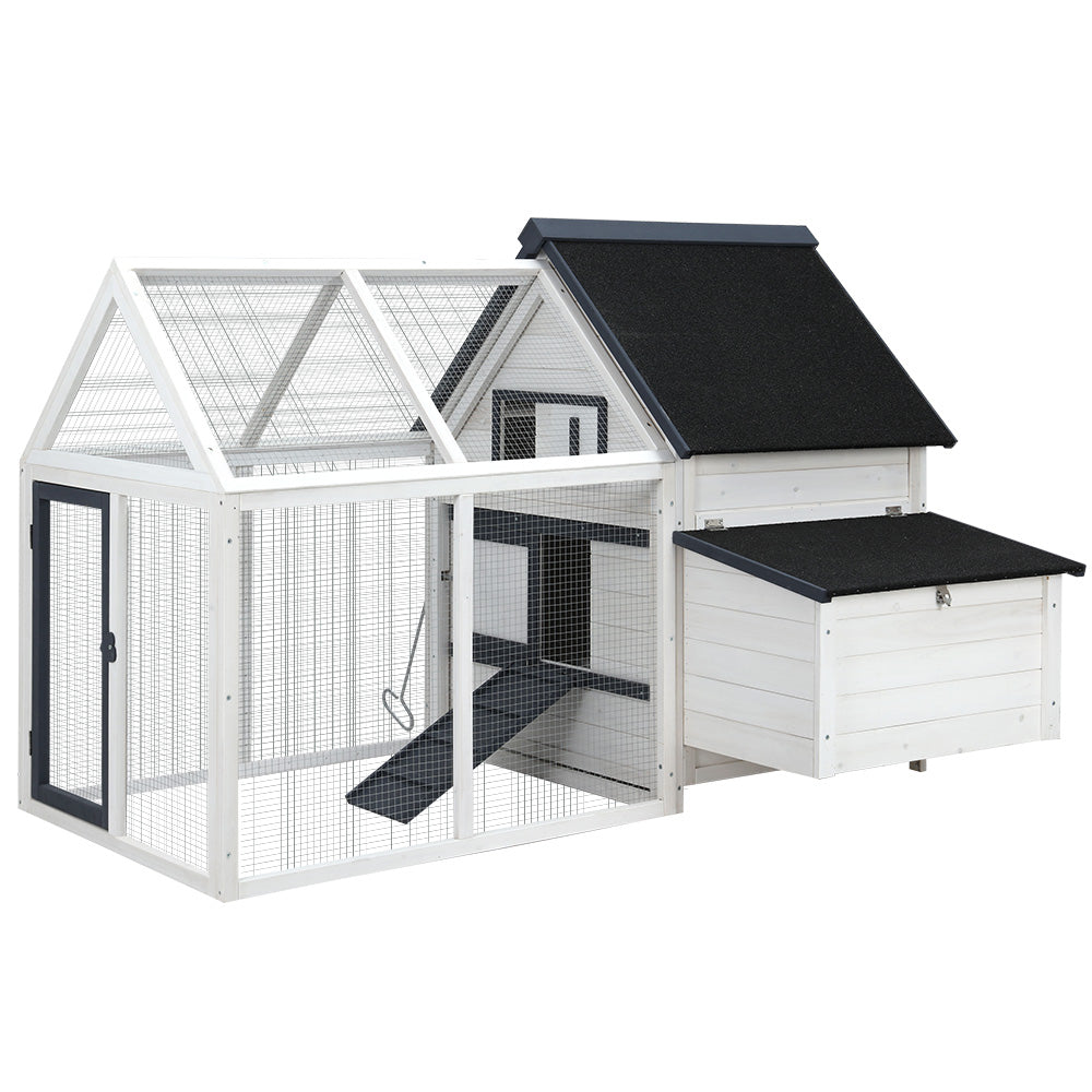 Backyard Buddy Multi-Pet Mansion